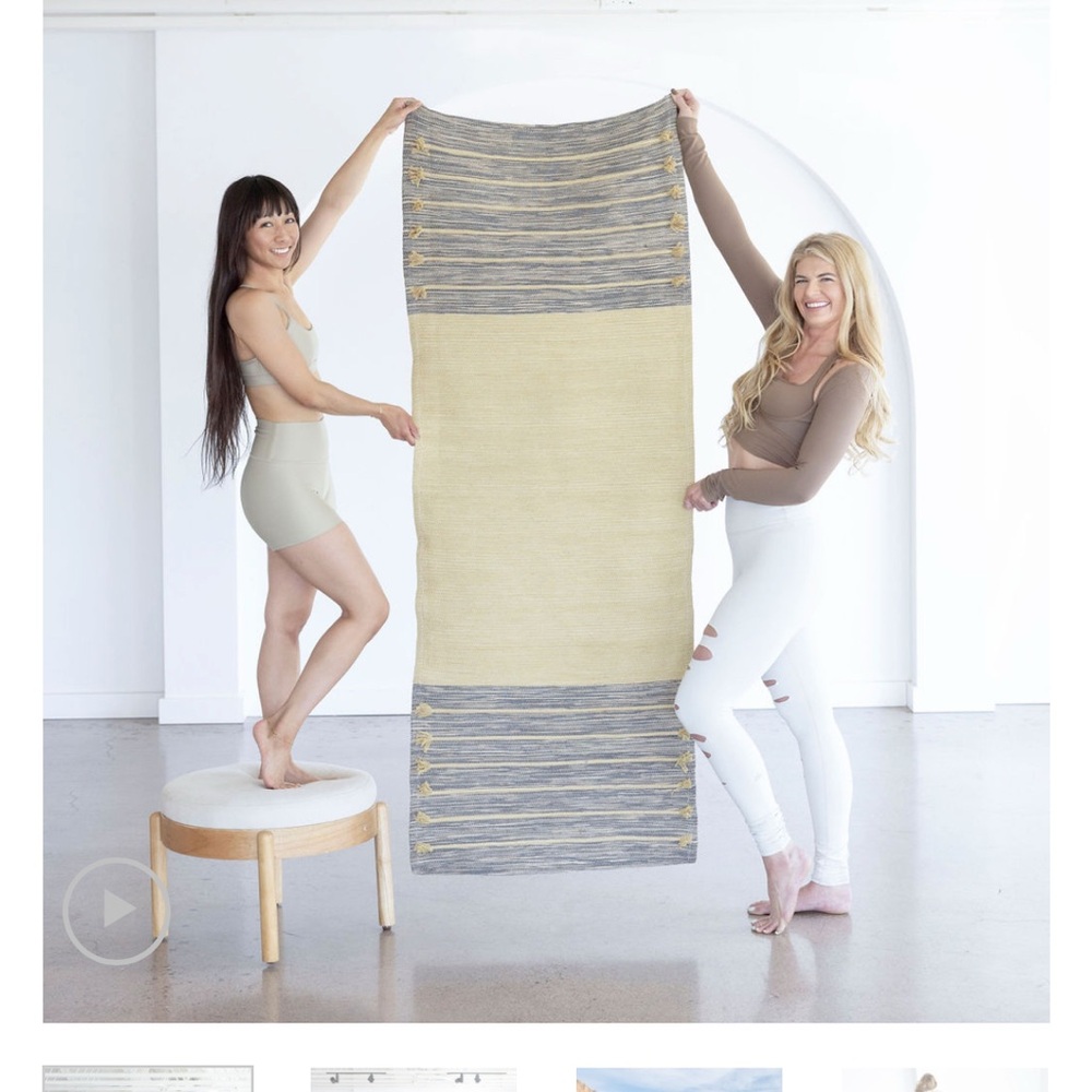Aura yoga mat
